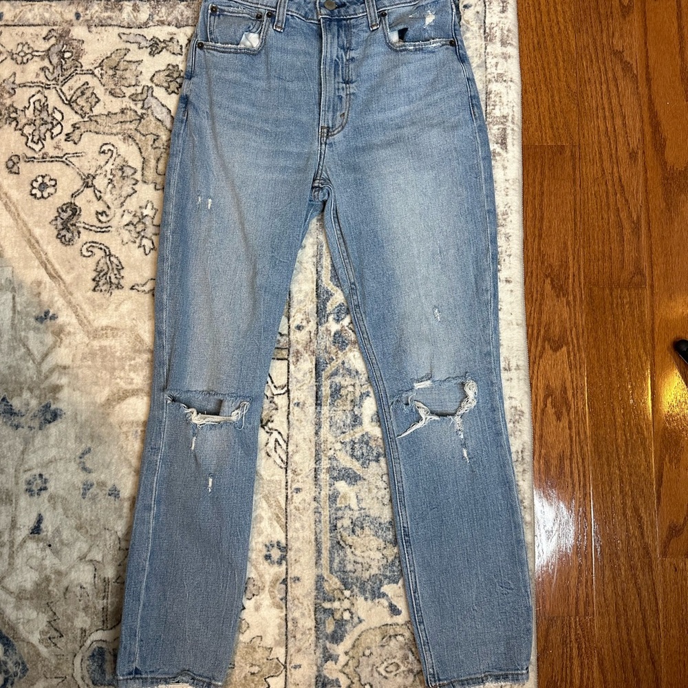 Abercrombie Curve Love 26